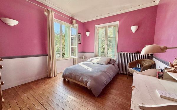 Maison à vendre    7 pièces •  Boissy-Saint-Léger