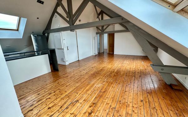 Appartement à louer    3 pièces • 56,82 m2 Reims