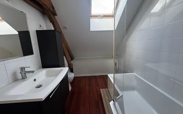 Appartement à louer    3 pièces • 56,82 m2 Reims