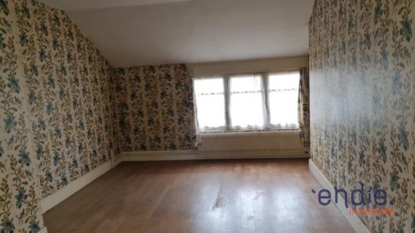VENTE d'une maison F10 (225 m²) à MEAULNE