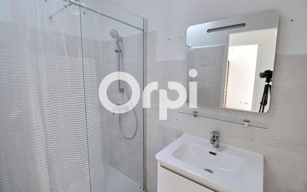 Maison à vendre    3 pièces • 170,78 m2 Marseille 11