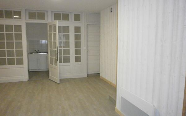 Immeuble à vendre    4 pièces •  Argentan