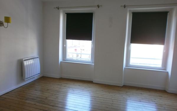 Immeuble à vendre    4 pièces •  Argentan