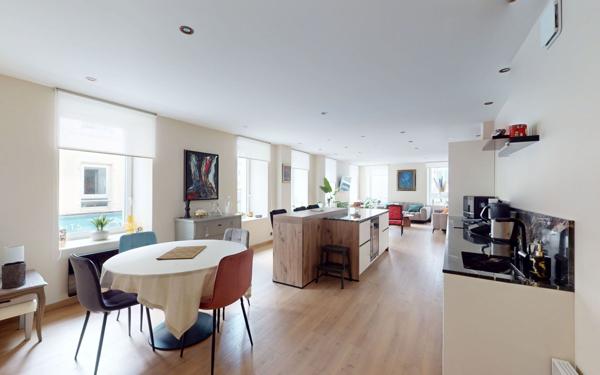 Appartement à vendre    3 pièces • 93 m2 Cherbourg-Octeville