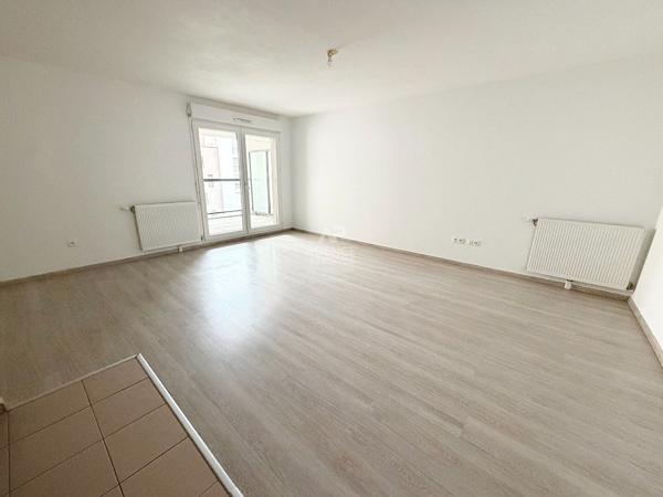 Appartement Cergy 3 pièce(s) 68 m2 229 900 € **  - Référence  2301