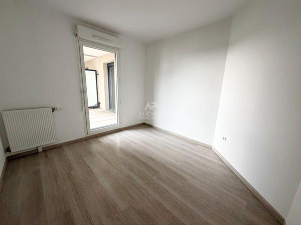 Appartement Cergy 3 pièce(s) 68 m2 229 900 € **  - Référence  2301