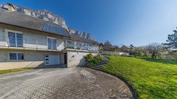 Vente Villa 7 pièces 253 m2 à Saint-Alban-Leysse