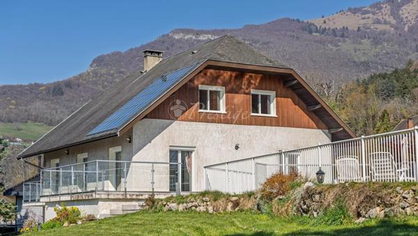 Vente Villa 7 pièces 253 m2 à Saint-Alban-Leysse