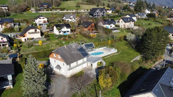 Vente Villa 7 pièces 253 m2 à Saint-Alban-Leysse