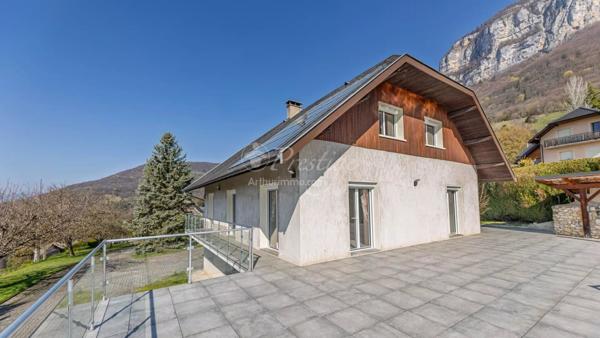 Vente Villa 7 pièces 253 m2 à Saint-Alban-Leysse