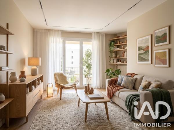Appartement à vendre 4 pièces 79,02 m² Versailles