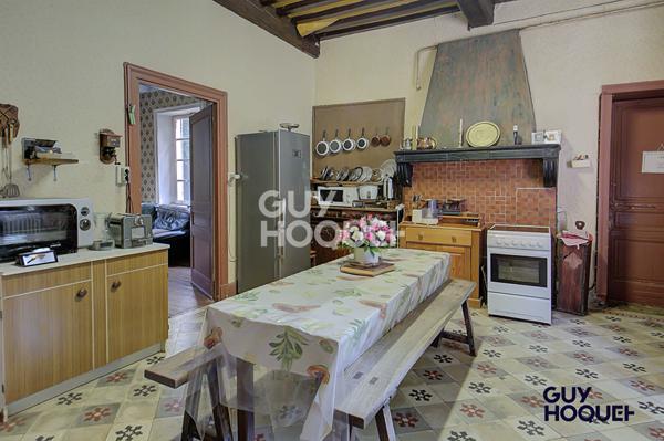 Maison à vendre à Meyzieu - Un écrin de sérénité