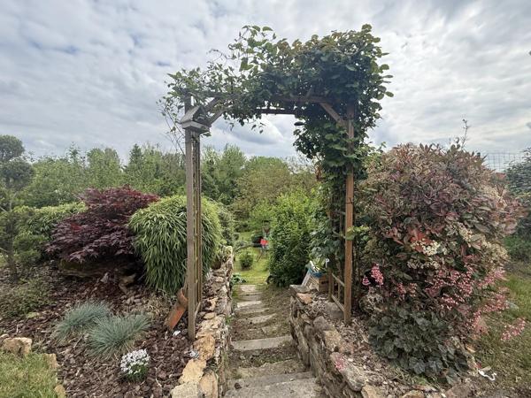 Vente                                                      Maison
                        
                     4 pièces                      92 m2                     à Villers-Cotterêts