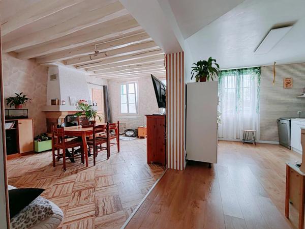 Vente                                                      Maison
                        
                     4 pièces                      92 m2                     à Villers-Cotterêts