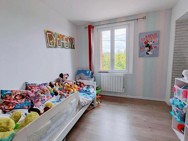 Vente                                                      Maison
                        
                     4 pièces                      92 m2                     à Villers-Cotterêts