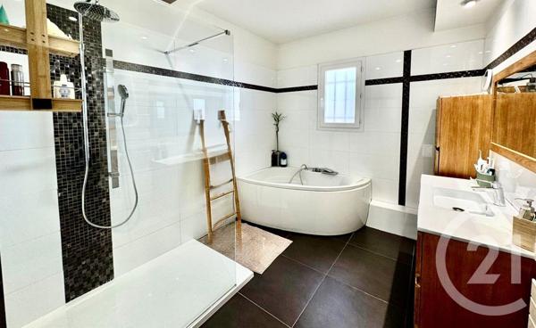 Maison à vendre  4 pièces - 103 m2 MARSEILLE - 13013