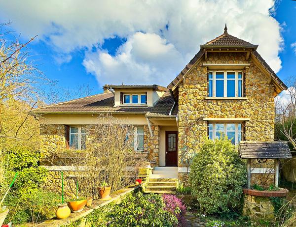 Maison Meulan en Yvelines 6 pièce(s) 144 m² 4 chambres Parcelle 900 m²