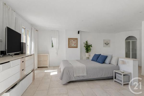 Maison à vendre  4 pièces - 188,30 m2 CAVALAIRE SUR MER - 83