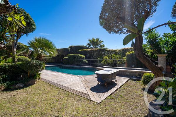 Maison à vendre  4 pièces - 188,30 m2 CAVALAIRE SUR MER - 83