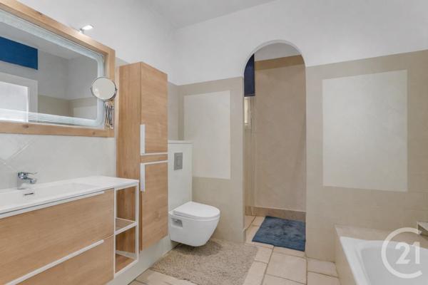 Maison à vendre  4 pièces - 188,30 m2 CAVALAIRE SUR MER - 83