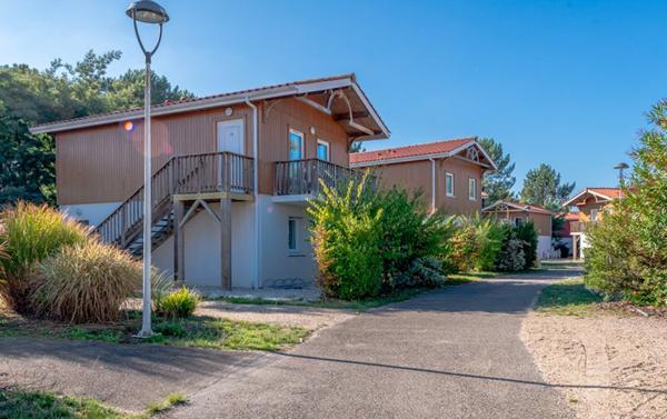 INVESTISSEMENT LOCATIF  Parentis-en-Born  Résidence Tourisme Le Domaine des Grands Lacs  5,73 % de rentabilité