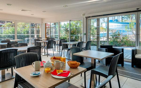 INVESTISSEMENT LOCATIF  Parentis-en-Born  Résidence Tourisme Le Domaine des Grands Lacs  5,73 % de rentabilité