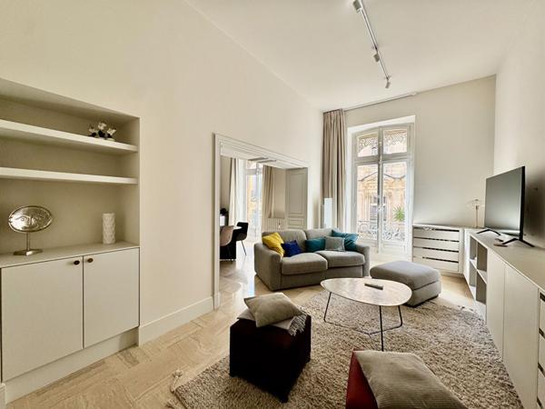 Avignon Intra-muros T2 exceptionnel de 71 m2