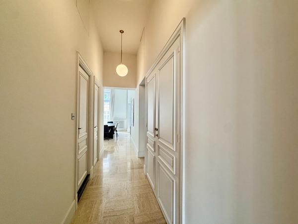 Avignon Intra-muros T2 exceptionnel de 71 m2