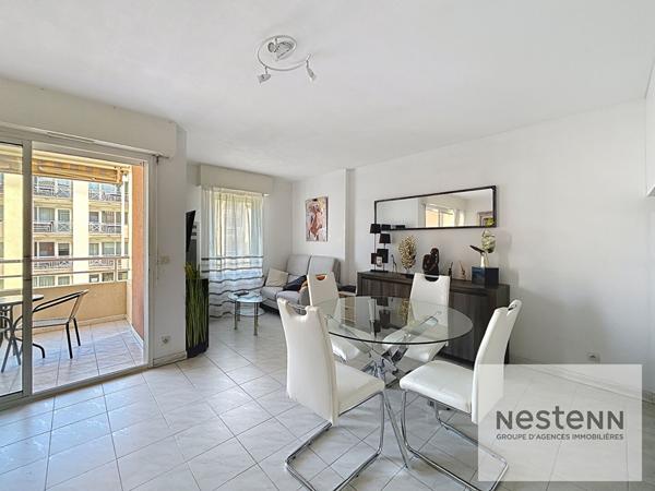 PORT FREJUS, T2, TERRASE, ASCENSEUR, GARAGE ET CAVE PROCHE PLAGE