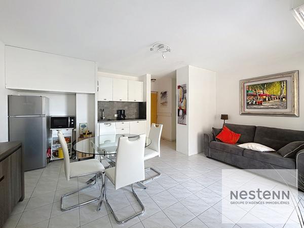 PORT FREJUS, T2, TERRASE, ASCENSEUR, GARAGE ET CAVE PROCHE PLAGE