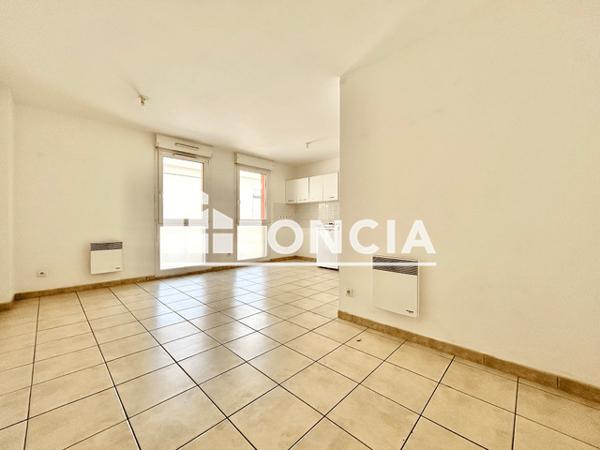 Location Studio 28.1 m² - 57 RUE GENERAL METMAN Metz 57070