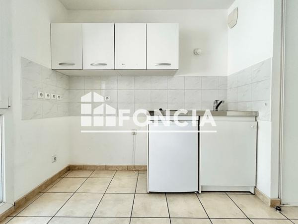 Location Studio 28.1 m² - 57 RUE GENERAL METMAN Metz 57070