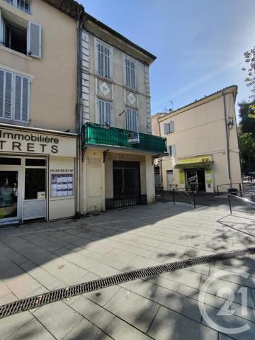 Immeuble à vendre  108 m2 TRETS - 13