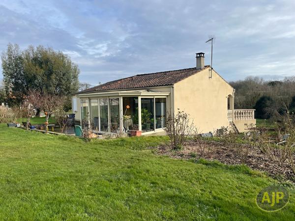 Vente maison Ecoyeux : 247 700 € - AJP Immobilier Saintes