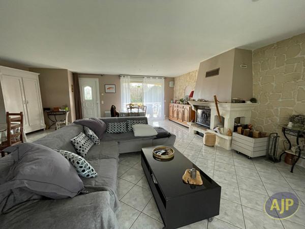 Vente maison Ecoyeux : 247 700 € - AJP Immobilier Saintes