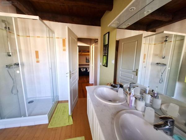 Maison à vendre à Sauxillanges dans le Puy-de-Dôme (63490), ref : 2025-54-2025293