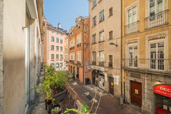 Appartement Hyper-centre Grenoble 6 pièces 173 m2 avec terrasse