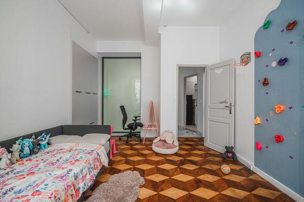 Appartement Hyper-centre Grenoble 6 pièces 173 m2 avec terrasse