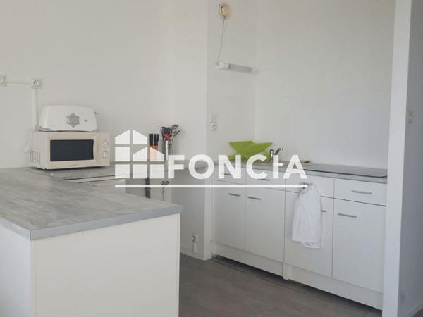 Location Studio 33.04 m² - 49-51-53 AVENUE DU GENERAL PATTON Angers 49000