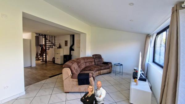 Maison rénovée proche des commerces