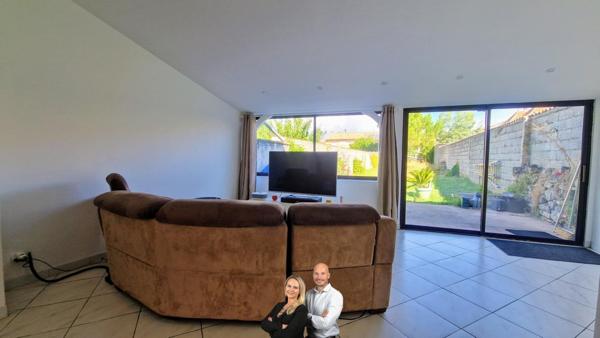 Maison rénovée proche des commerces