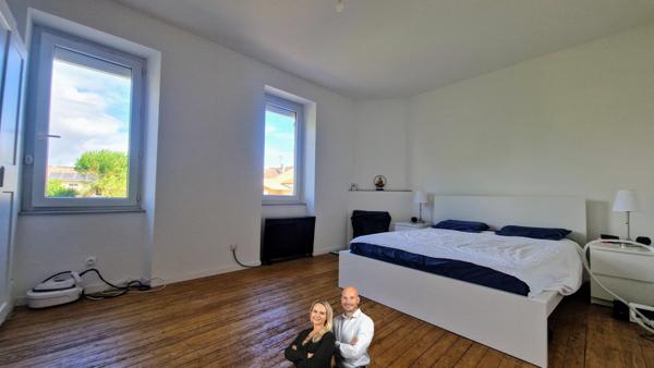 Maison rénovée proche des commerces