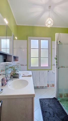 A vendre Maison 135m² à Nérac 4 Chambres , sous sol total et grand jardin clôturé