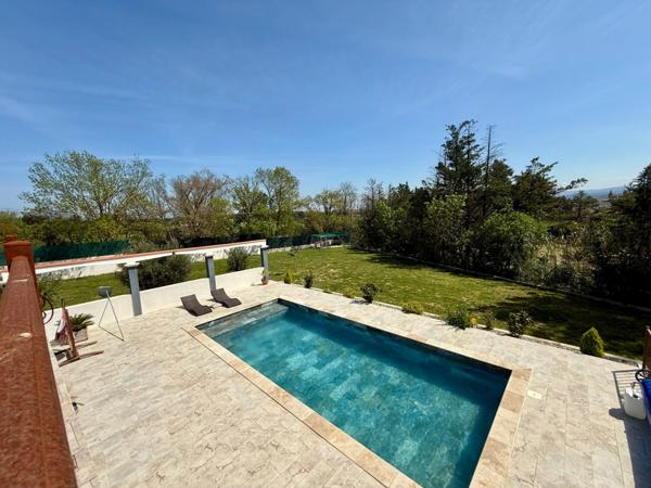 Maison à vendre 9 pièces VILLEMOUSTAUSSOU (11)194m2 habitable, 5 chambres, terrain 1858m2 piscine