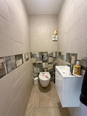 Maison à vendre 9 pièces VILLEMOUSTAUSSOU (11)194m2 habitable, 5 chambres, terrain 1858m2 piscine