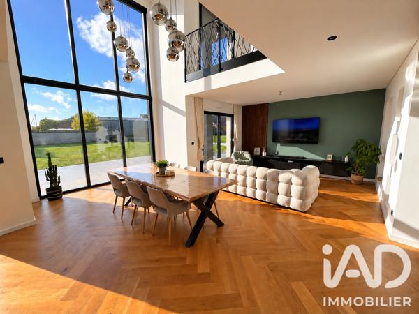 Maison à vendre 5 pièces 178 m² Reuilly