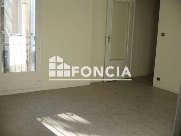 Location Studio 21.93 m² - 92 RUE BASSE Caen 14000