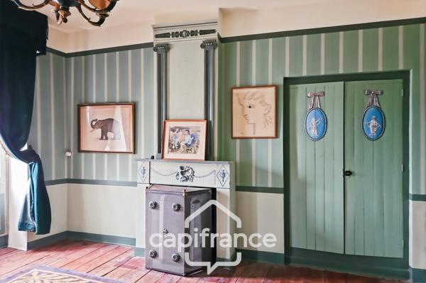 Ancien hôtel particulier de 7 Chambres avec terrasse toit, jardin, salle de cinéma, salle de théâtre, divers salons