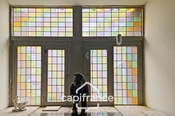 Ancien hôtel particulier de 7 Chambres avec terrasse toit, jardin, salle de cinéma, salle de théâtre, divers salons