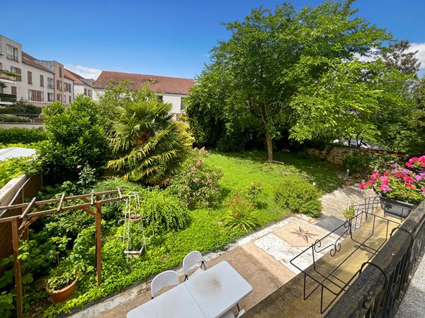 Maison Les Mureaux 7 pièce(s) 313 m2